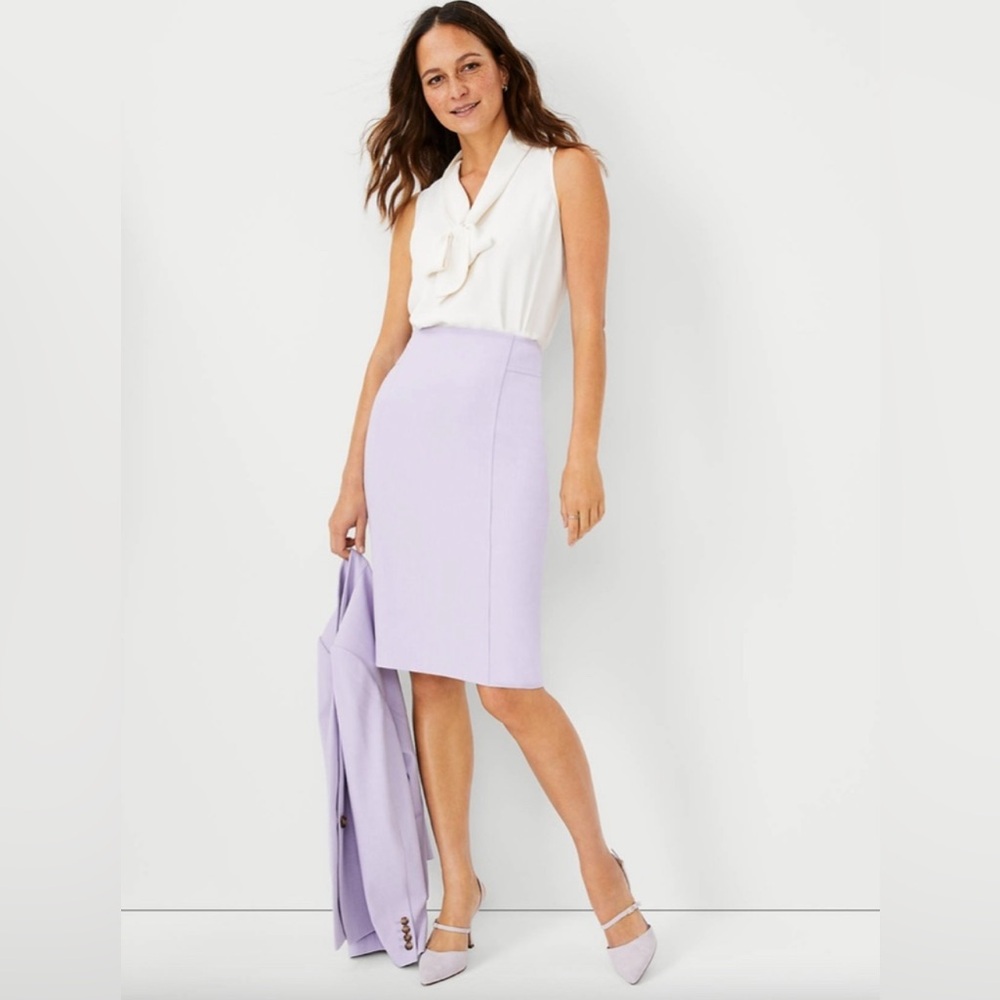 Ann Taylor The Seamed High Waist Pencil Skirt In Bi-Stretch Lavender Size 8